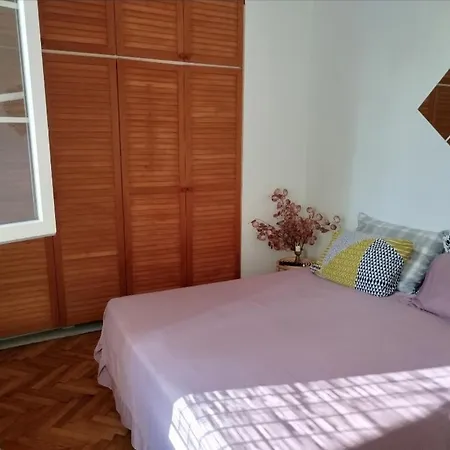 아파트 On Of The *